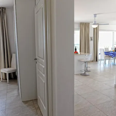 Apartamento Vanissia Smleuca *